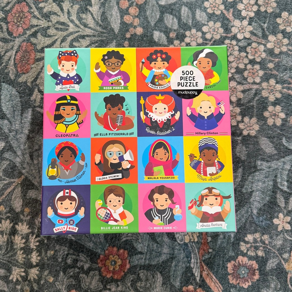 Mudpuppy Little Feminist 500 Piece Puzzle Women's History Jigsaw 20x20 Complete